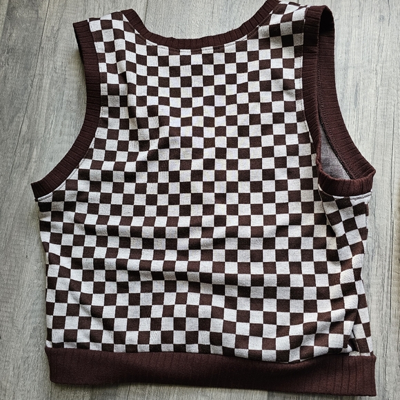 2 Pairs of Girl's Vests - Picture 9 of 9